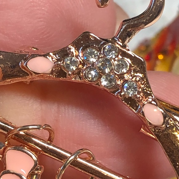 Ladies golf pin -club and bag -fun-new - Picture 6 of 6